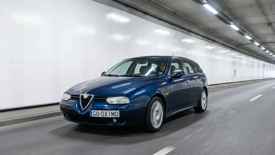 Універсал (Sportwagon, 932)