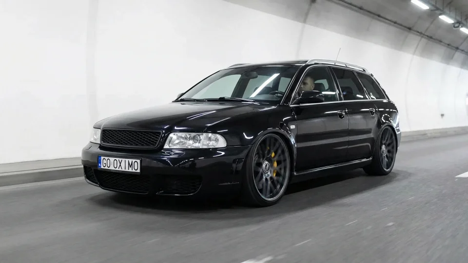 Універсал (B5 Avant)