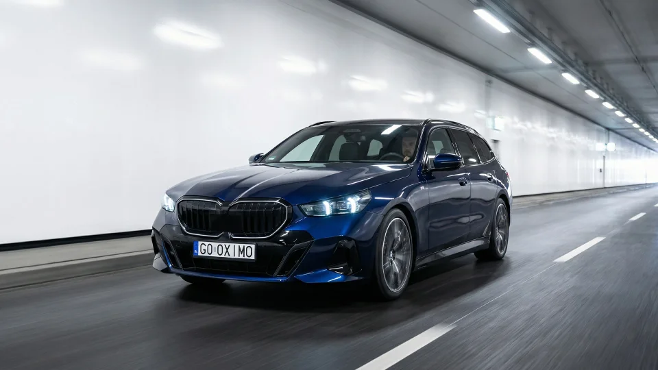 Універсал (G61 Touring)