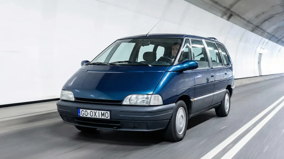 Мінівен (II J63)