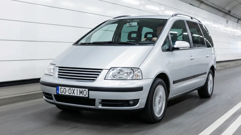 Мінівен (7M9, 7M6)