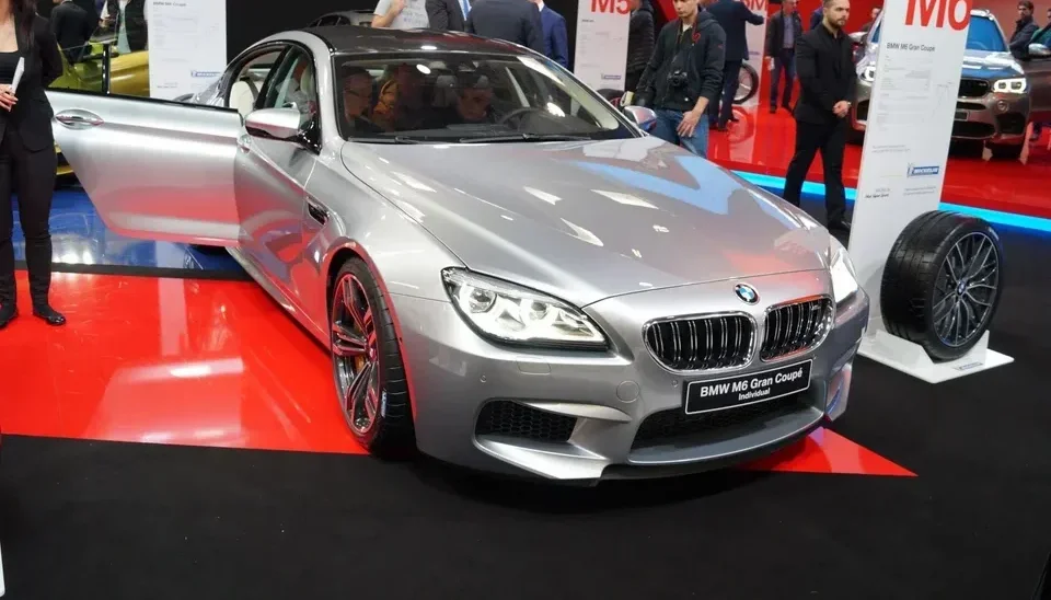 M6