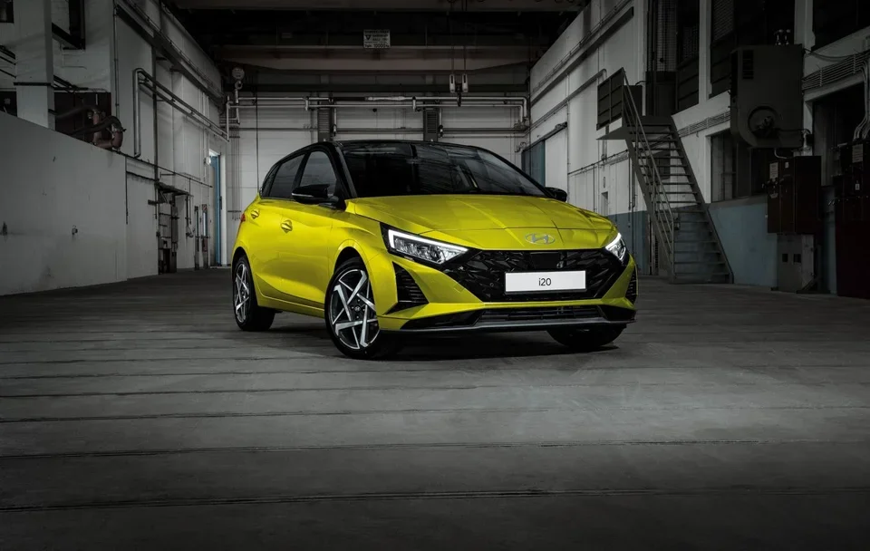 i20