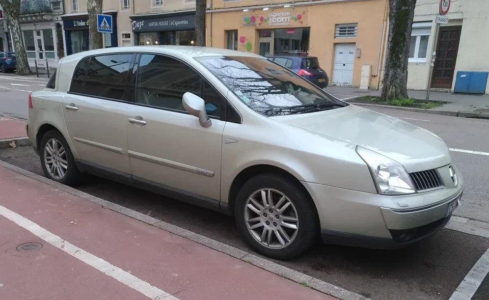 Vel Satis