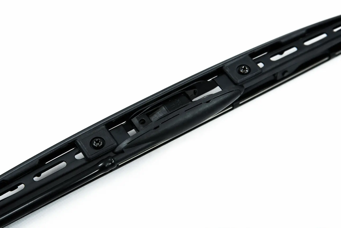 Каркасна щітка склоочисника з омивачем WUSPR550  - 3